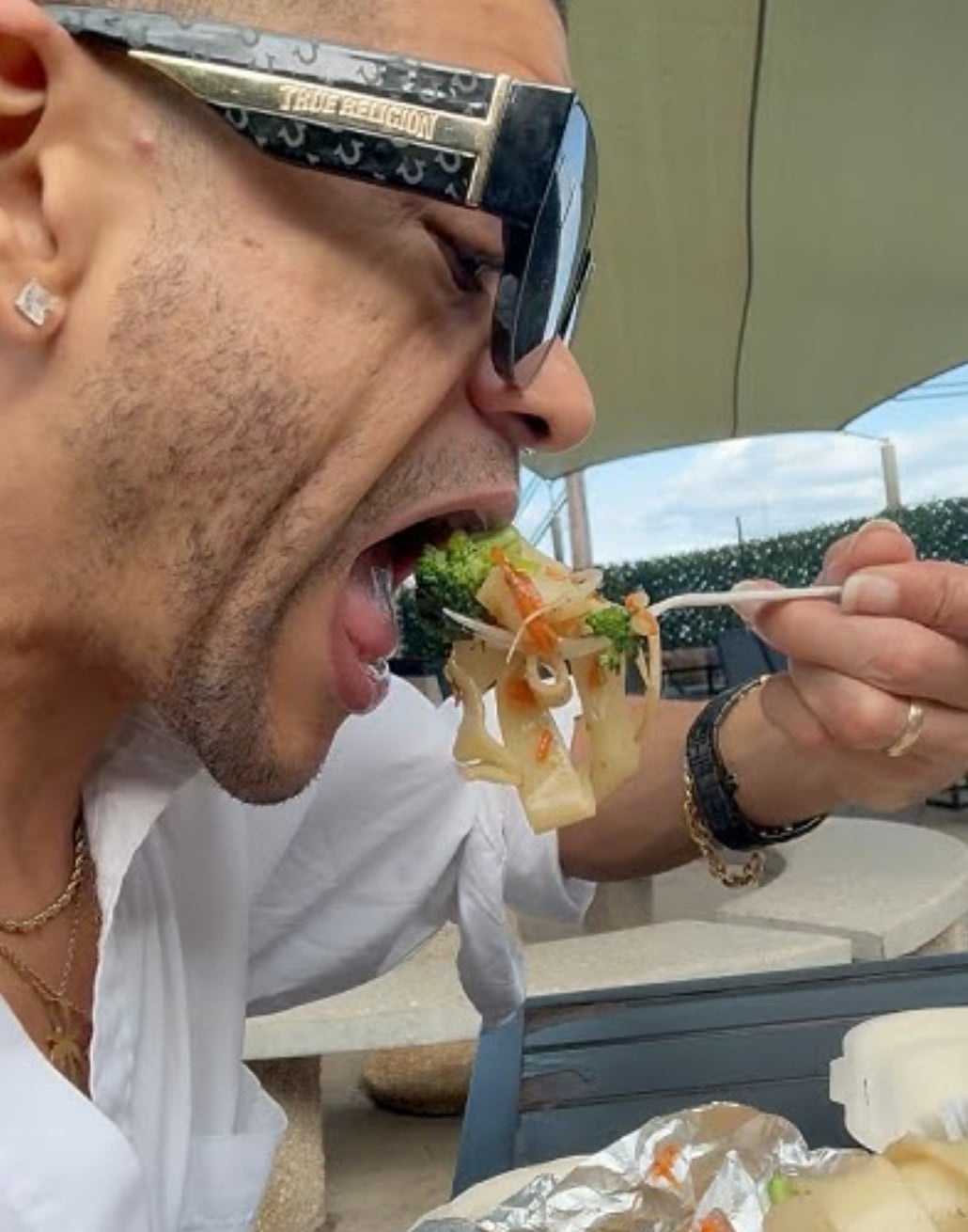 🌿✨ Stillwells Vegan Chow Fun x Cannabinoid Wellness: Flavor, Focus & Full-Body Balance 💚🥢🧠 Cover